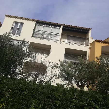 Studio Cap D'agde Avec Vue Port Et Piscine Apartment *