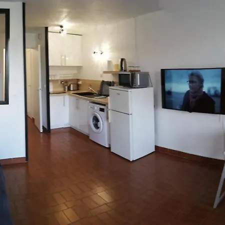 Apartment Studio Cap D'agde Avec Vue Port Et Piscine Agde