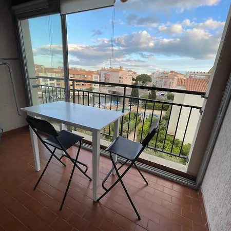 Studio Cap D'agde Avec Vue Port Et Piscine Apartment